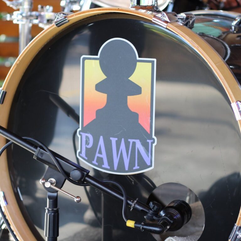 pawn 768x768